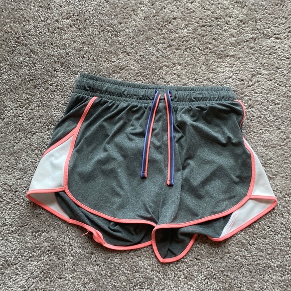 Kohls so brand gray shorts size 14 girls - Picture 1 of 2